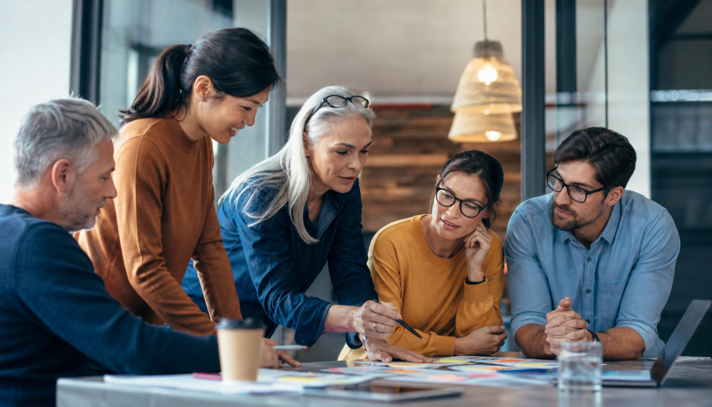 Reconversion professionnelle : ce que les seniors peuvent apprendre des start-up